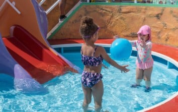 Simple Ways to Help Your Child Feel Relaxed and Comfortable in Water