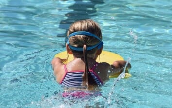 The Do’s and Don’ts Every Parent Should Know About Swim Lessons