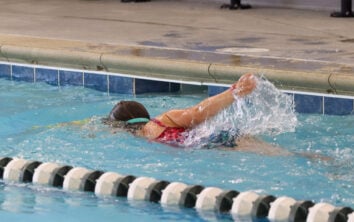 Why You Should Enroll Your Kids In Swim Lessons This Fall