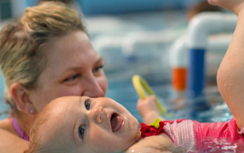 Should Your 6-Month-Old Baby Start Swimming Lessons?